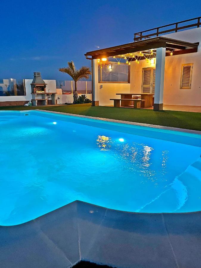 カレタ・デ・フステ Milu Golf Luxury Houseヴィラ エクステリア 写真